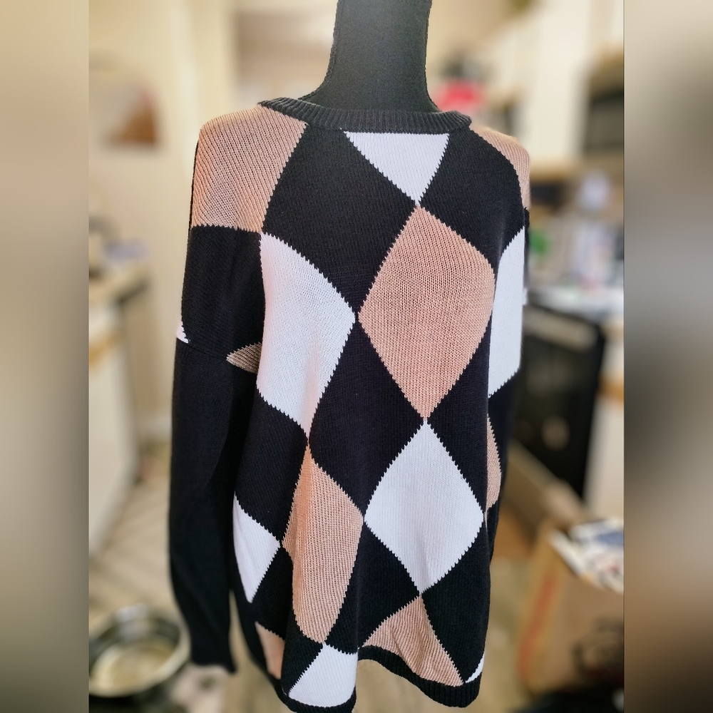 Vintage Crystal Kobe argyle sweater. Size Large
